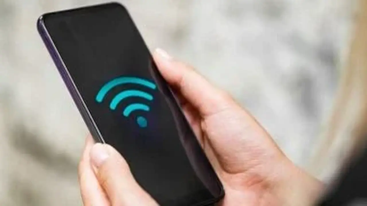 Wi-Fi 6E يعزز سرعة التصفح وجودة بث الفيديو عبر تحسين الاتصال اللاسلكي في الأجهزة الحديثة